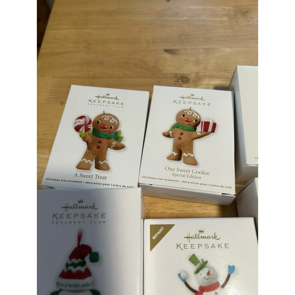 lot of 12 hallmark‎ keepsake ornaments Snowman Gingerbread penguin